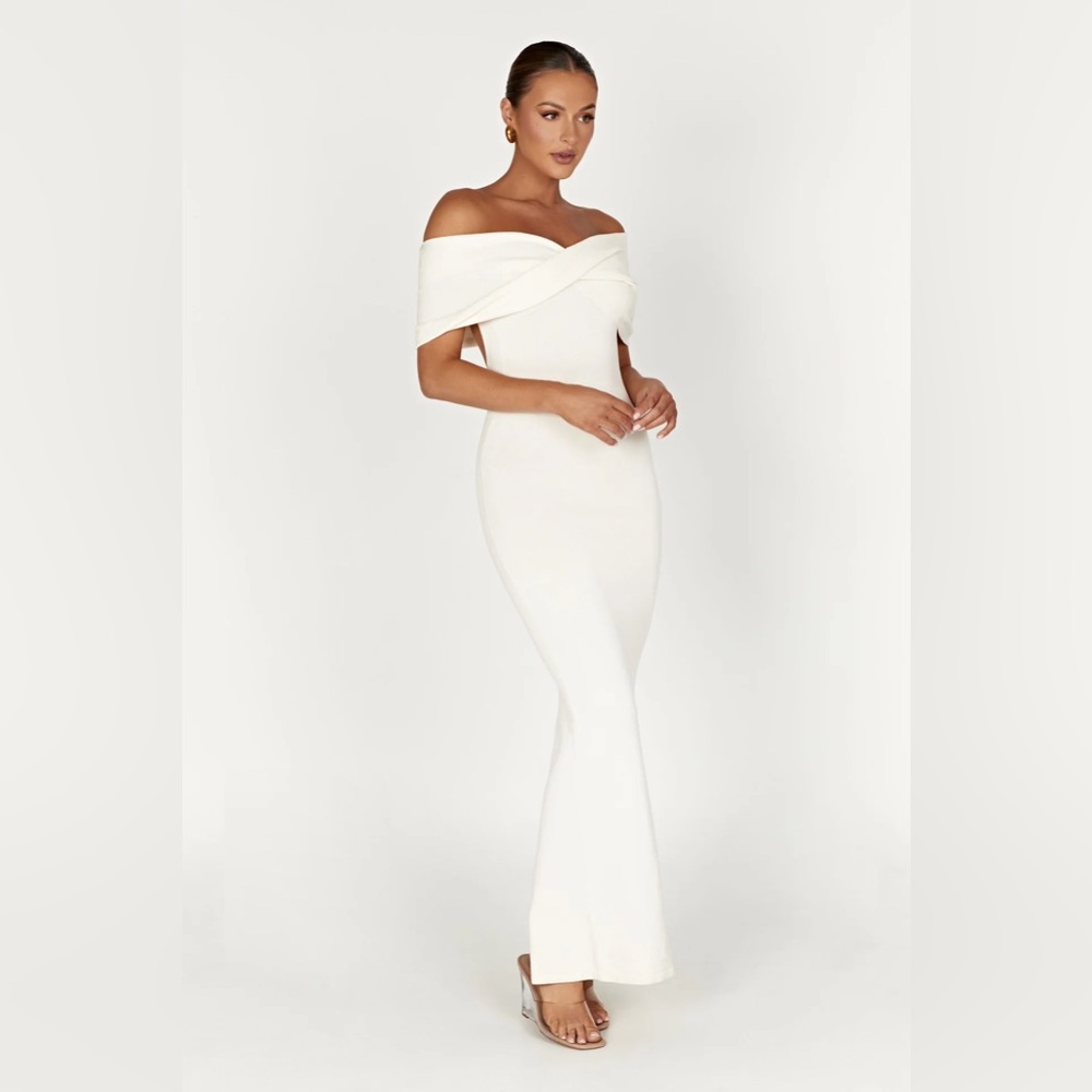 MESHKI Terese dress in Cream